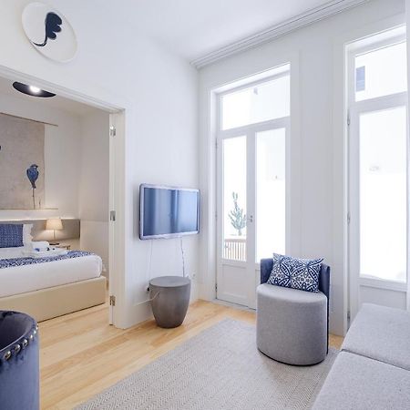 Boutique Rentals-Flores Terrace Historical Centre Porto Luaran gambar