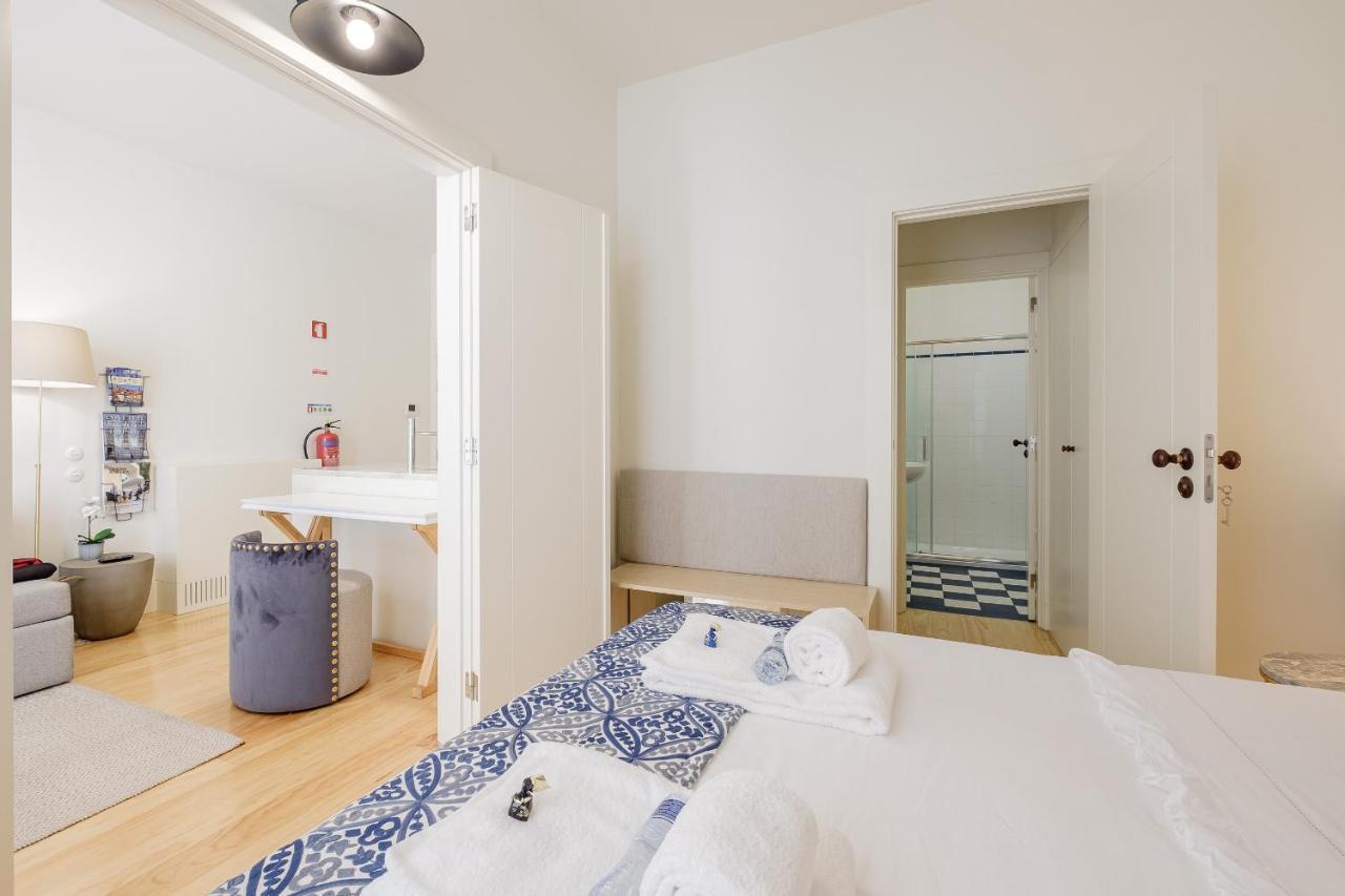 Boutique Rentals-Flores Terrace Historical Centre Porto Luaran gambar